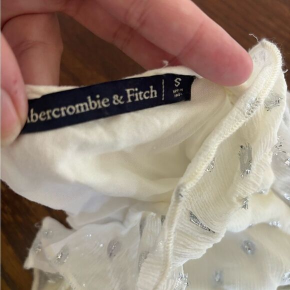 Abercrombie long sleeve metallic print  wrap top with ruffle detail S - Picture 2 of 14
